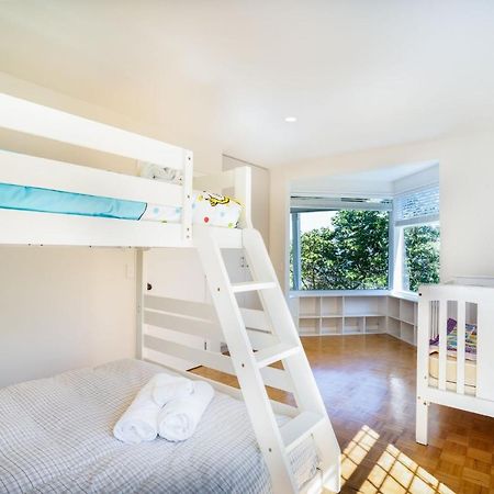 Studio With Lovely Sea Views Nelson Exterior photo